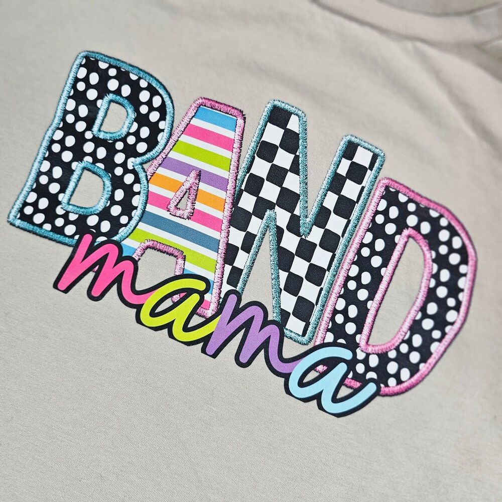 Gildan Softstyle Band Mama Graphic T Shirt Women’s 2XL Tan Multicolor